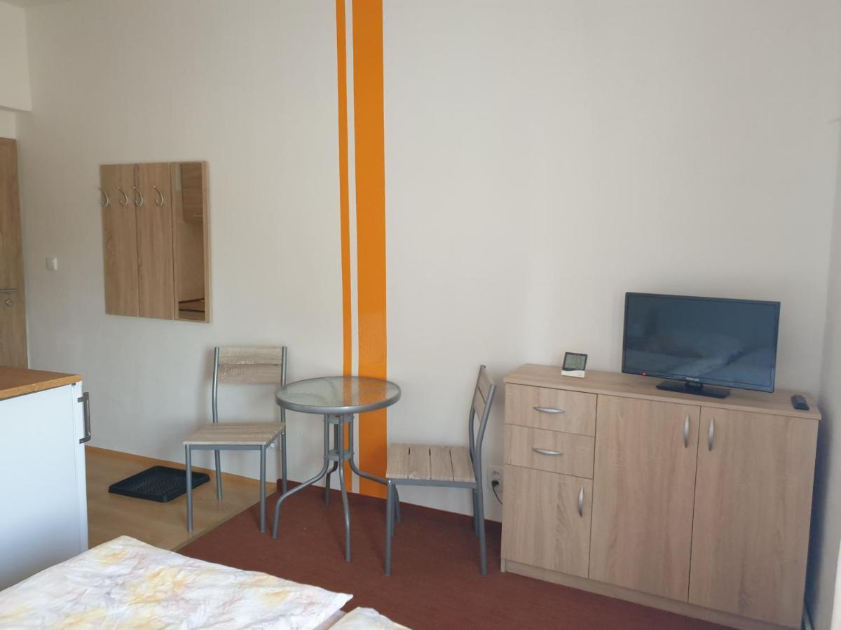 Penzion a hospůdka U Anny Nové Sedlo Esterno foto