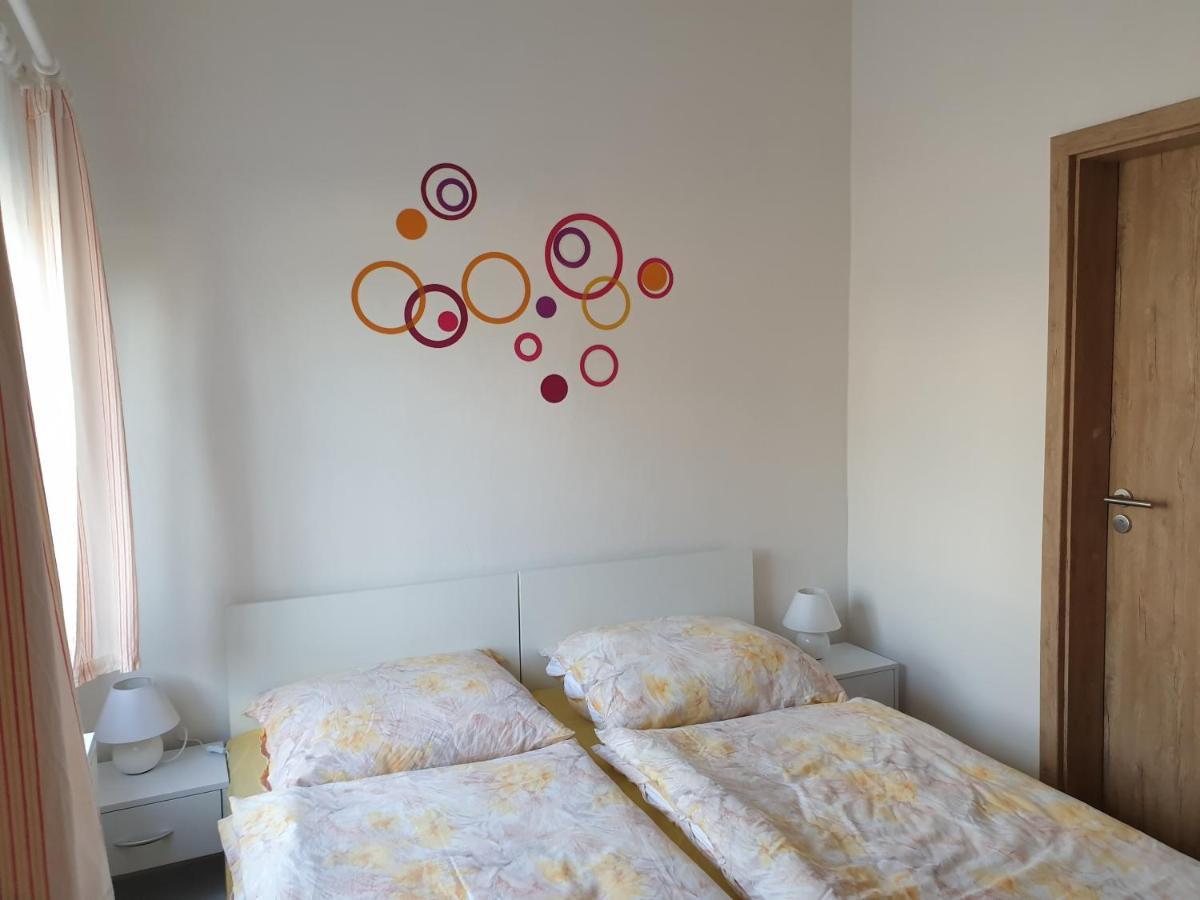 Penzion a hospůdka U Anny Nové Sedlo Esterno foto